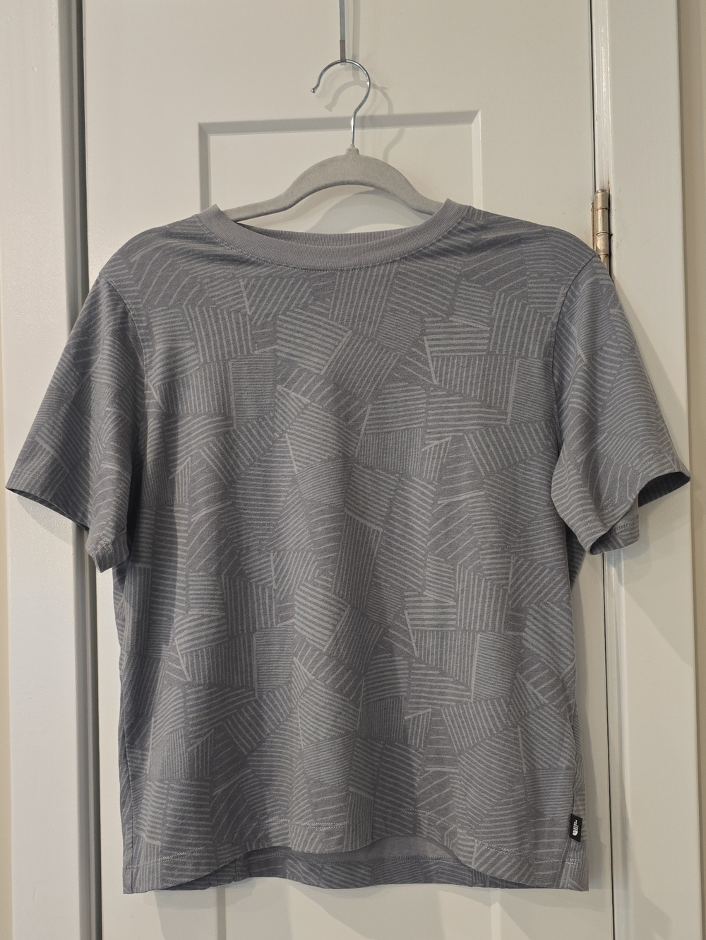 The North Face Gray Geometric-Pattern Short Sleeve Tee